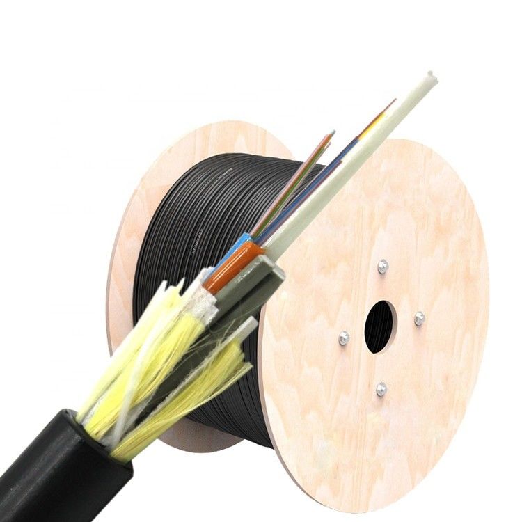 Le câble optique aérien direct 24 de fibre de la méthode ADSS de conduit de GYTS creusent étanche à l'humidité