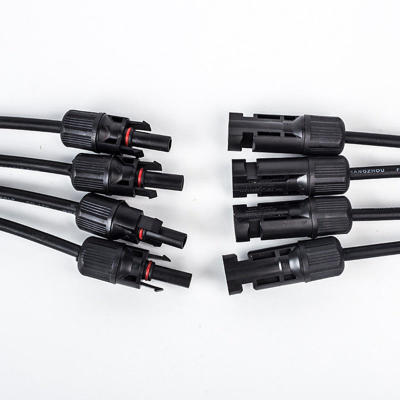 IP68 solaire du tuyau d'embranchement de MC4 Y 1 à 4 pour la production d'électricité