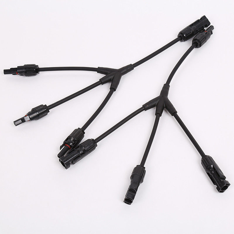 Type 3 câble de la branche MC4 Y du cable connecteur 2 de l'adaptateur IP68 de panneau solaire de manière
